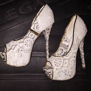Heels size 8